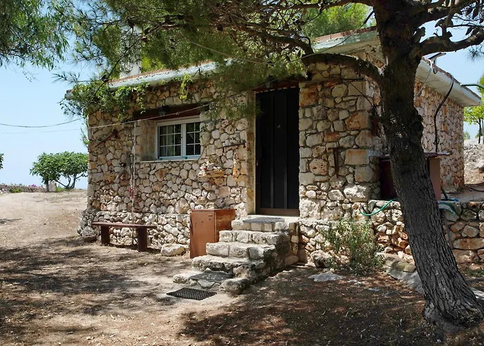 Lithahiro Stone House